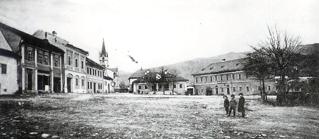 Dobšinské námestie pred rokom 1950